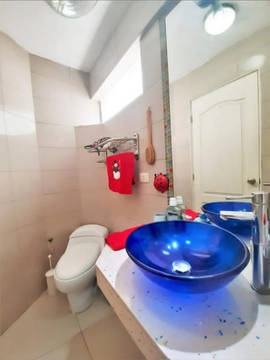 SE VENDE FLAT CERCA A PARQUE, VISTA EXTERNA, EN SURCO