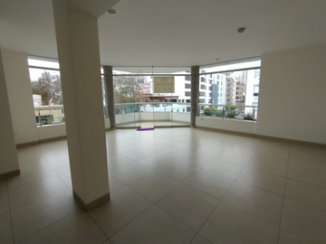 VENTA DPTO ZONA EXCLUSIVA MIRAFLORES OCASION CERCA A MALECON