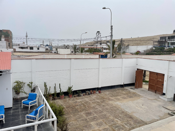 VENTA DE CASA DE PLAYA EN URB. PUNTA ROCAS – PUNTA NEGRA!! 