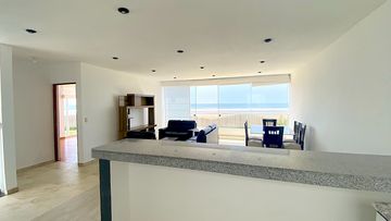 VENTA DE CASA EN MORAVIA II - PRIMERA FILA