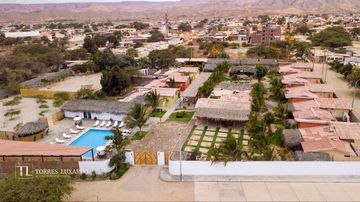 VENTA DE HOTEL FRENTE AL MAR EN LOS ORGANOS PIURA