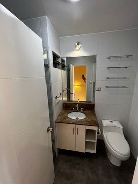 SE VENDE DÚPLEX 1 MASTER SUITE. FULL EQUIPADO Y AMOBLADO