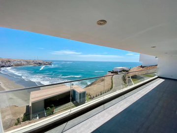 CASA DE PLAYA EN LOMAS DEL MAR KM 121 CERRO AZUL