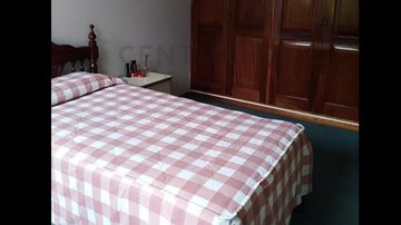 VENDO CASA DE UNA PLANTA EN SURCO 