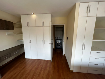 SE VENDE DÚPLEX 1 MASTER SUITE. FULL EQUIPADO Y AMOBLADO