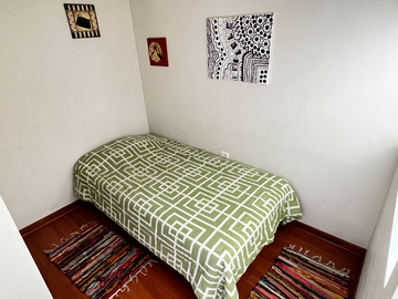 VENDO HERMOSA CASA CON 4 DEPARTAMENTOS POR LAS TRES MARIAS 