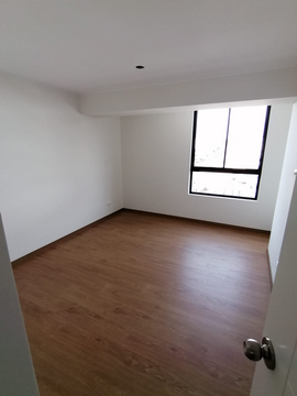 SE VENDE EXCELENTE DÚPLEX EN URB. LAS GARDENIAS
