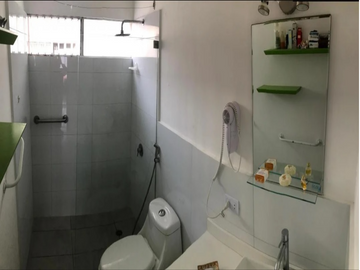 VENTA DE DEPARTAMENTO EN AV. 28 DE JULIO - MIRAFLORES