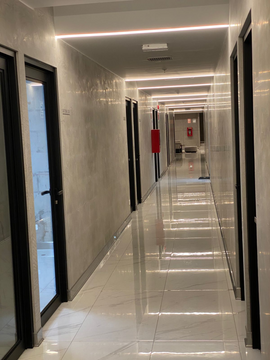 VENTA OFICINA CONSULTORIO MIRAFLORES (609-699-81)