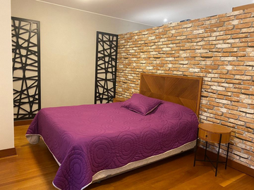 VENDO DUPLEX 5 DORMITORIOS CON BAÑO INCORPORADO C/U SURCO