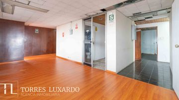 OCASIÓN VENTA DE OFICINA CÉNTRICA + ESTACIONAMIENTO LINCE