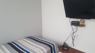 DEPARTAMENTO SAN BORJA. CERCA AL PENTAGONITO