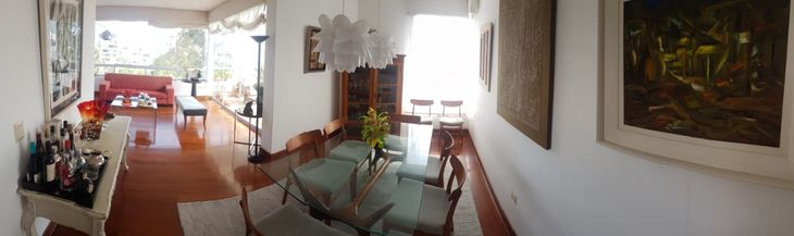 gallery_grid_one