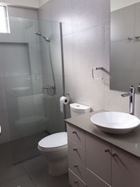 La Planicie- Vendo Casa en Condominio cerca al Club El Golf