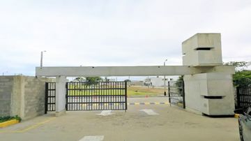 VENTA DE TERRENO DE 204 M2 EN CONDOMINIO ALGARROBOS COUNTRY 