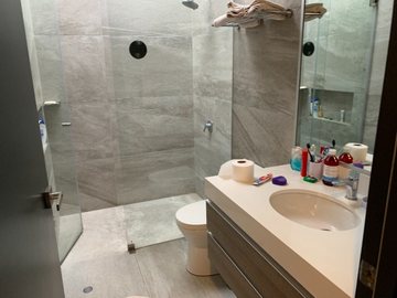 CASA EN VENTA EN SANTIAGO DE SURCO (609-721-1 LUCY)