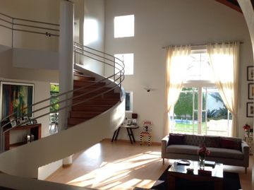 Av. José León Barandiaran/La Planicie - Vendo Linda casa cerca al Club El Golf