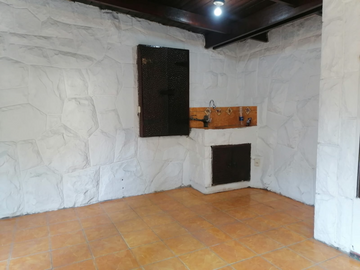 ALQUILO EXCLUSIVO BOUNGALOW ENNCHACLACAYO