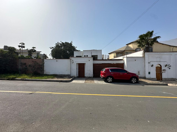 TERRENO VENTA LA MOLINA, SOL DE LA MOLINA, AT.461.18 M2.