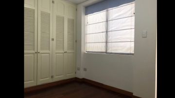 VENTA DE DUPLEX EN SURCO- VISTA A CALLE- A MEDIA CDRA. VELASCO ASTETE/NAZARENAS