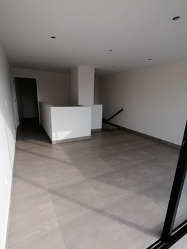 SE VENDE EXCLUSIVO DÚPLEX EN URB. LAS GARDENIAS