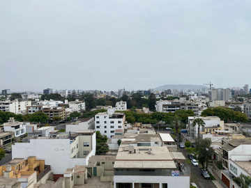 DEPARTAMENTO DÚPLEX EN VENTA EN MIRAFLORES