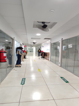 ALQUILER LOCAL COMERCIAL EN GAMARRA 275 M2 EN 2DO PISO