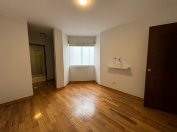 OCASION VENTA HERMOSO DEPARTAMENTO EN TAMBO DE MONTERRICO 