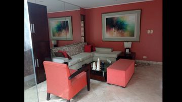 IMPECABLE CASA EN VENTA EN CALLE ACAPULCO SOL DE LA MOLINA 