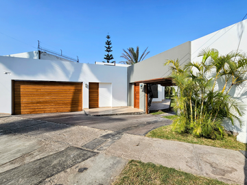 VENDO HERMOSA CASA EN CONDOMINIO EN LA ENCANTADA DE VILLA