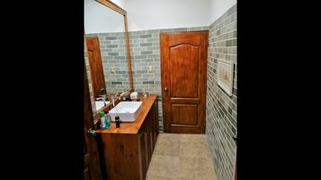 VENDO HERMOSA Y MODERNA CASA PACHACAMAC 500 M²