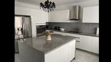 DEPARTAMENTO EN ALQ/VTA EN SAN ISIDRO