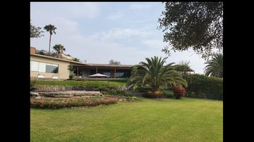 CASA COMO TERRENO EN LAS CANTERAS CASUARINAS - 023137