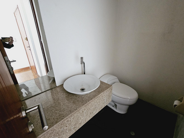 DEPARTAMENTO EN VENTA | BALCÓN | 3 DORM + SALA DE ESTAR
