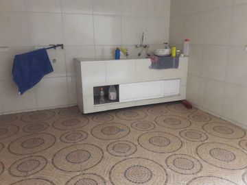 ALQUILO CASA DE 1000M2 URB. RESIDENCIAL MONTERRICO – LA MOLINA
