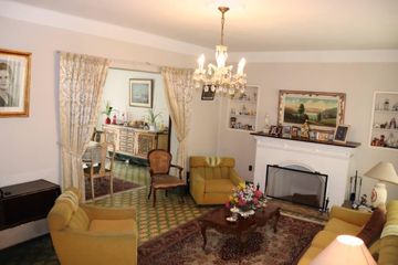 Venta de Casa Comercial Como Terreno