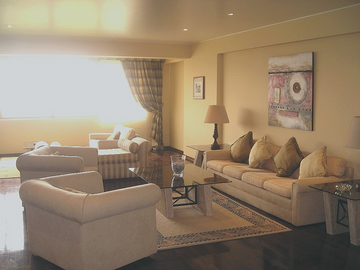 DEPARTAAMENTO EN VENTA 3 DORMITORIOS FRENTE GOLF SAN ISDRO