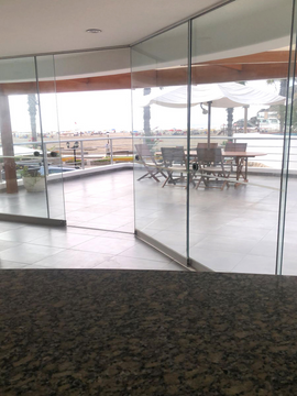 SE ALQUILA CASA EN LA PLAYA MALECÓN DE PUERTO FIEL