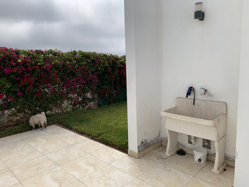 CASA DE CAMPO EN VENTA EN PACHACAMAC