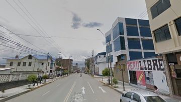 VENDO LOCAL COMERCIAL EN HUANCAYO