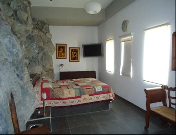 HERMOSA CASA EN CERROS DE CAMACHO