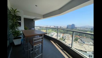 MODERNO DEPARTAMENTO EN VENTA CON LINDA VISTA AL GOLF EN CERROS DE CAMACHO 