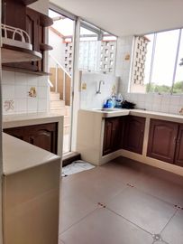 VENDO DEPARTAMENTO URB. SANTA FELICIA – LA MOLINA