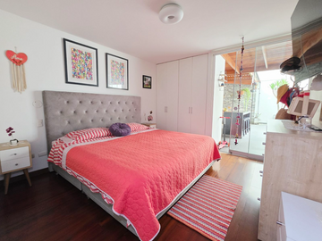 DEPARTAMENTO EN ZONA EXCLUSIVA DE CHACARILLA