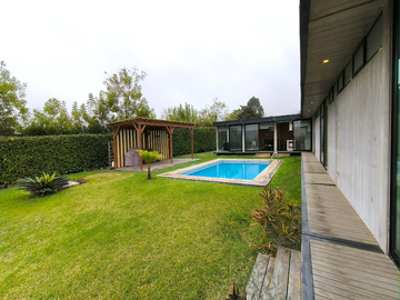 🏡 ¡VIVE RODEADO DE NATURALEZA EN UNA ZONA EXCLUSIVA!