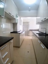VENDO DEPARTAMENTO DUPLEX URB. CLUB GOLF LOS INCAS – SURCO