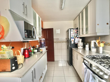 VENTA HERMOSA CASA EN SURCO (609-795-1 LUCY)
