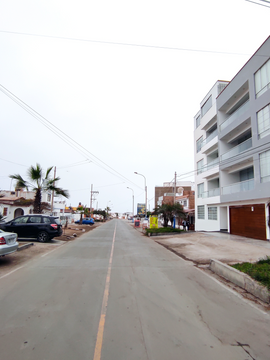 VENTA AMPLIO DEPARTAMENTO EN SAN BARTOLO CERCA DEL MALECÓN