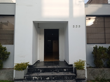 TERRENO CON EXCELENTE UBICACIÓN EN SAN ISIDRO, VALLE RIESTRA