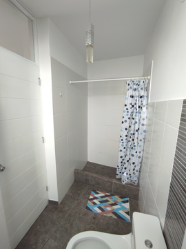 VENTA AMPLIO DEPARTAMENTO EN SAN BARTOLO CERCA DEL MALECÓN